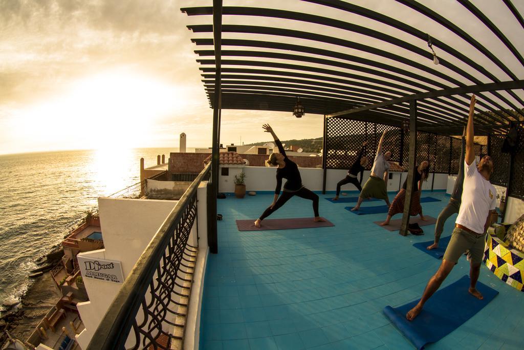 Hostel Dfrost Almugar Surf And Yoga Taghazout Exterior foto